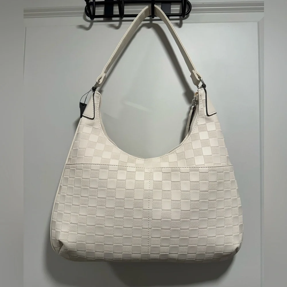 Tahari Cream Shoulder Bag - Picture 2 of 16